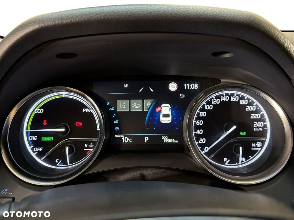 Toyota Camry - 22