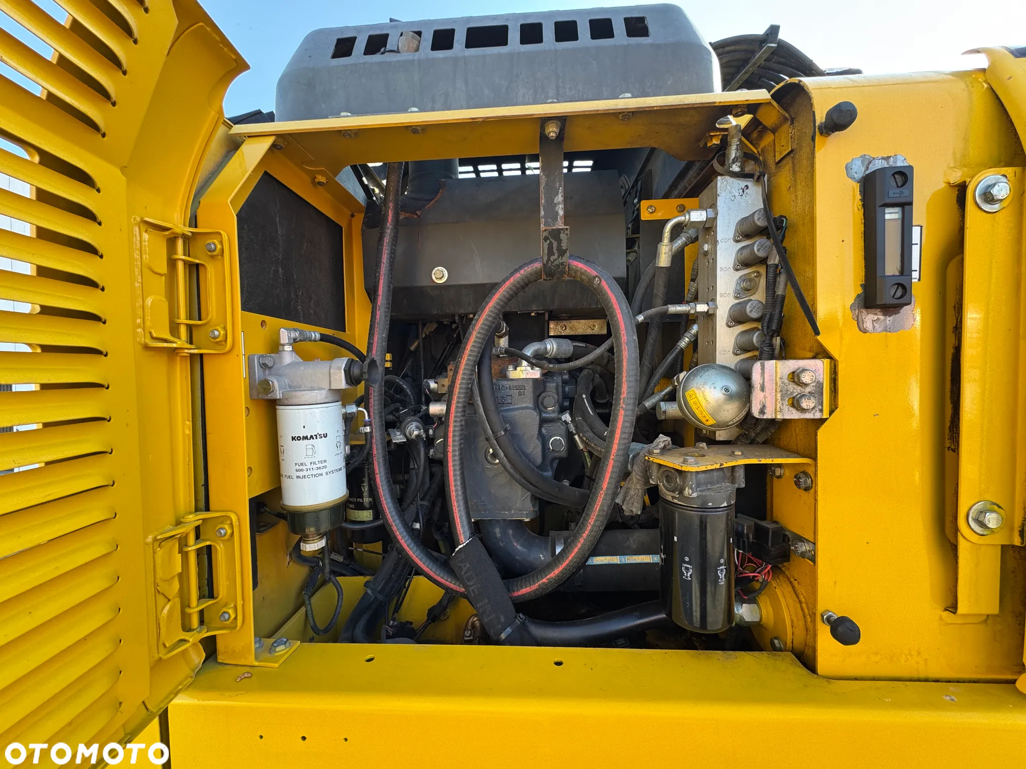 Komatsu PW160-8 - 9