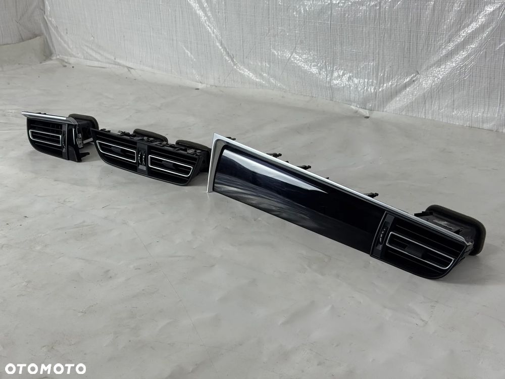 Porsche Macan 95b kratki nawiewu dekor kratka - 1