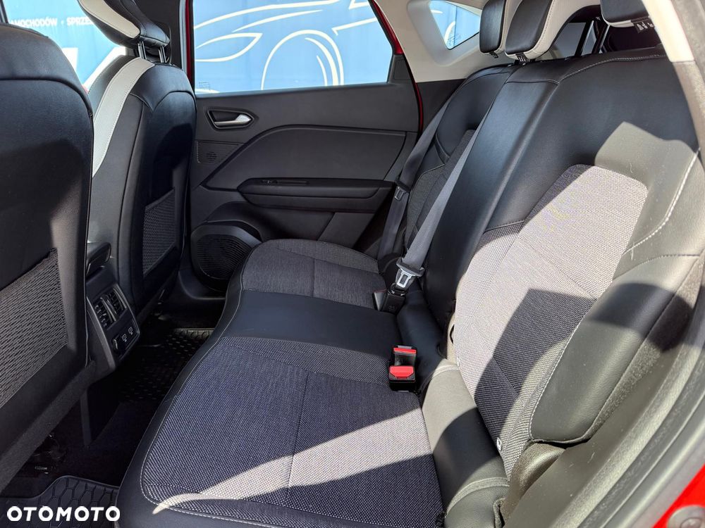 Renault Captur BLUE dCi 115 EDC BUSINESS EDITION - 13