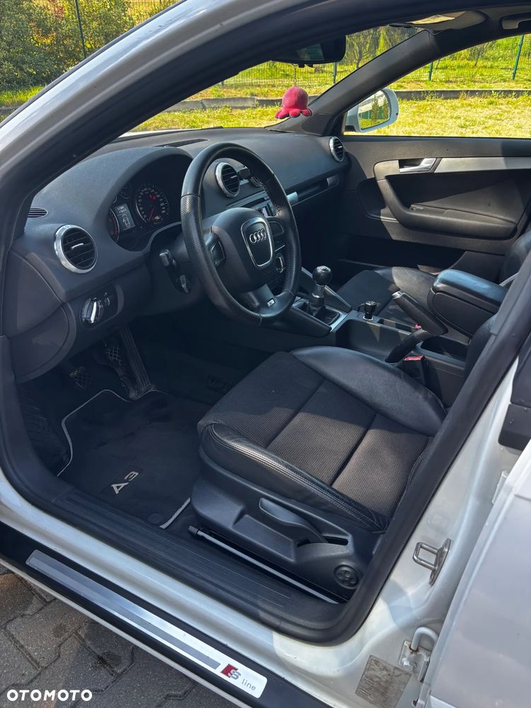 Audi A3 Sportback 2.0 TDI DPF Attraction - 7