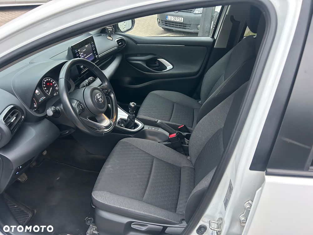 Toyota Yaris 1.5 Comfort - 11