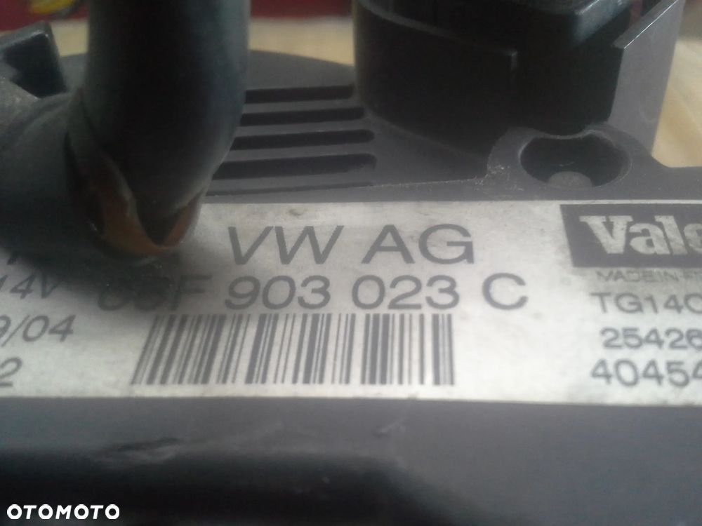 Alternator Seat Toledo III 2.0 FSI 06F903023C Valeo - 7