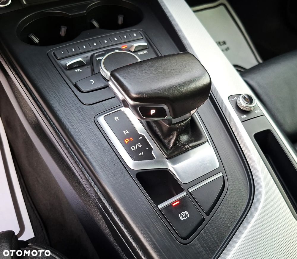 Audi A4 Avant 2.0 TDI S tronic - 27