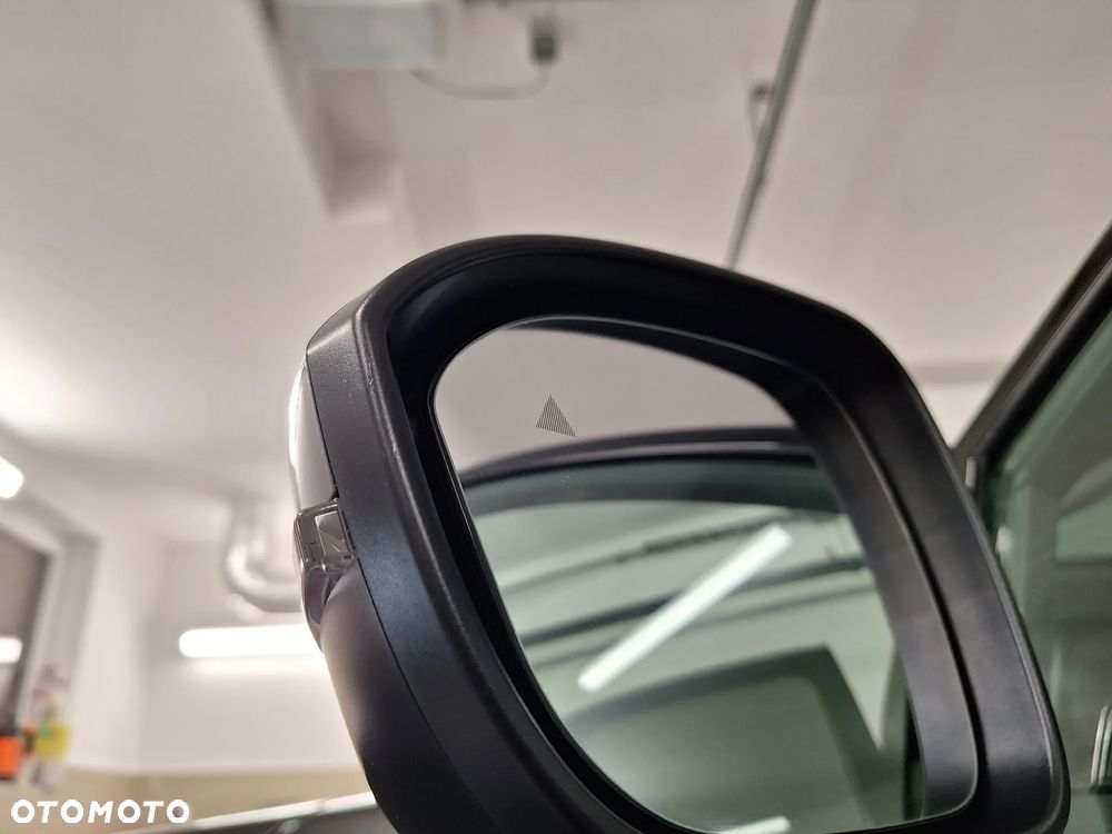 Nissan Qashqai 1.3 DIG-T MHEV N-Connecta - 36