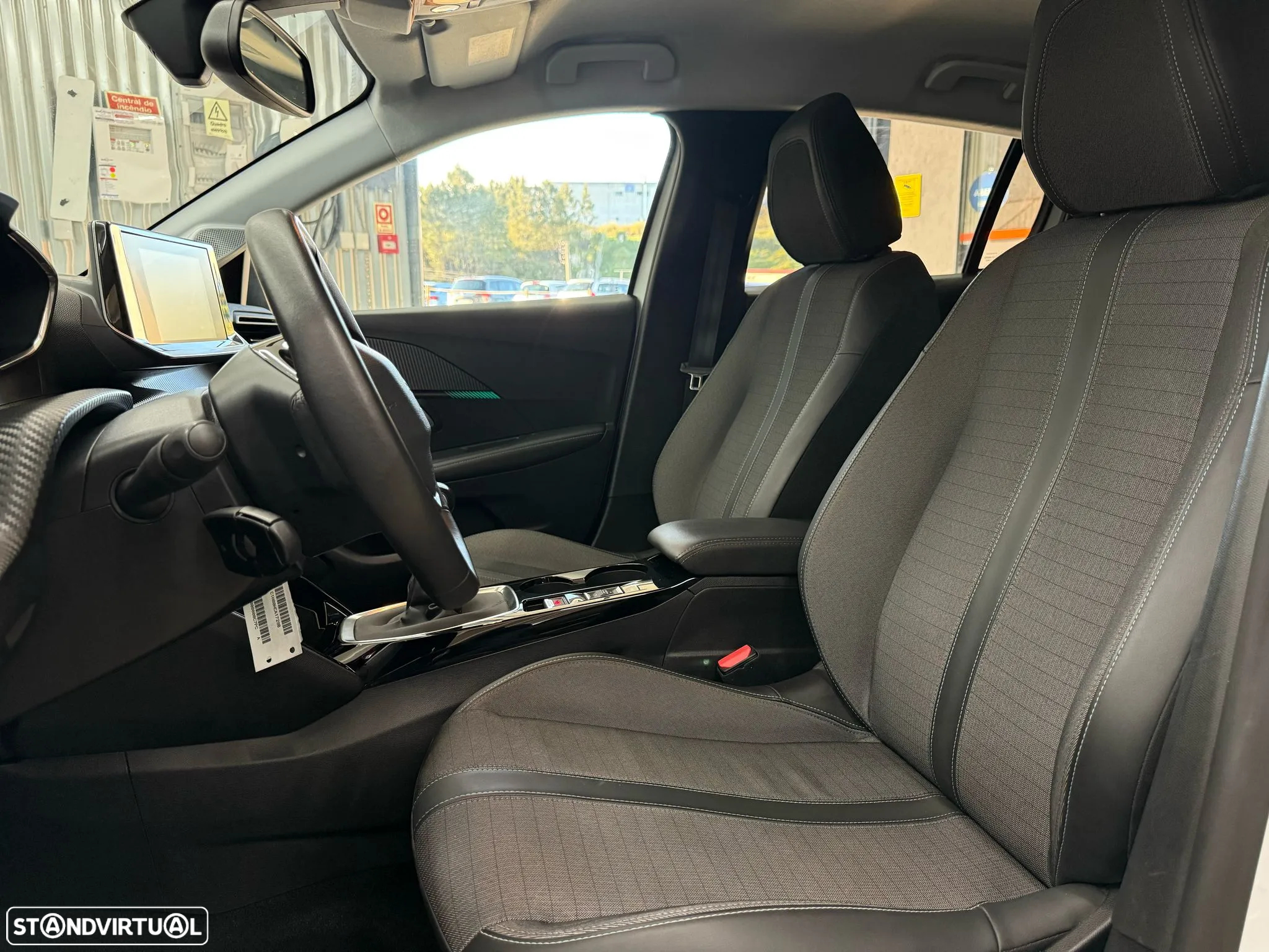 Peugeot 208 1.5 BlueHDi Allure - 10