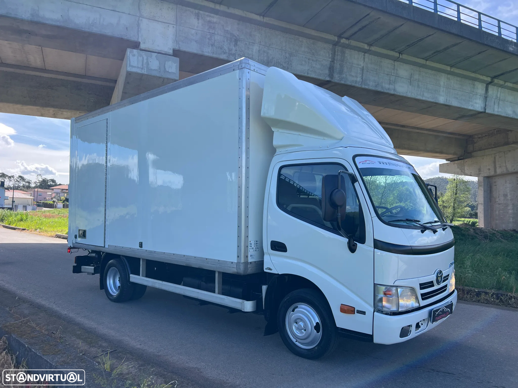 Toyota DYNA M 35.33 3.0 D4D 140 CV PLATAFORMA - 5