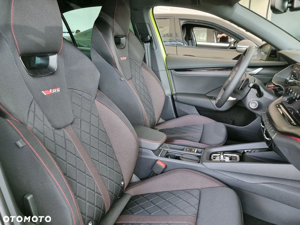 Skoda Octavia 2.0 TSI RS DSG - 21