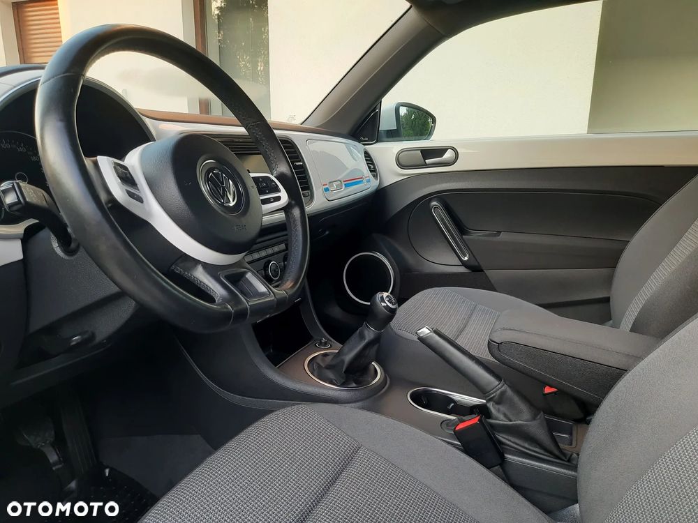 Volkswagen Beetle 1.2 TSI Fender Edition - 25