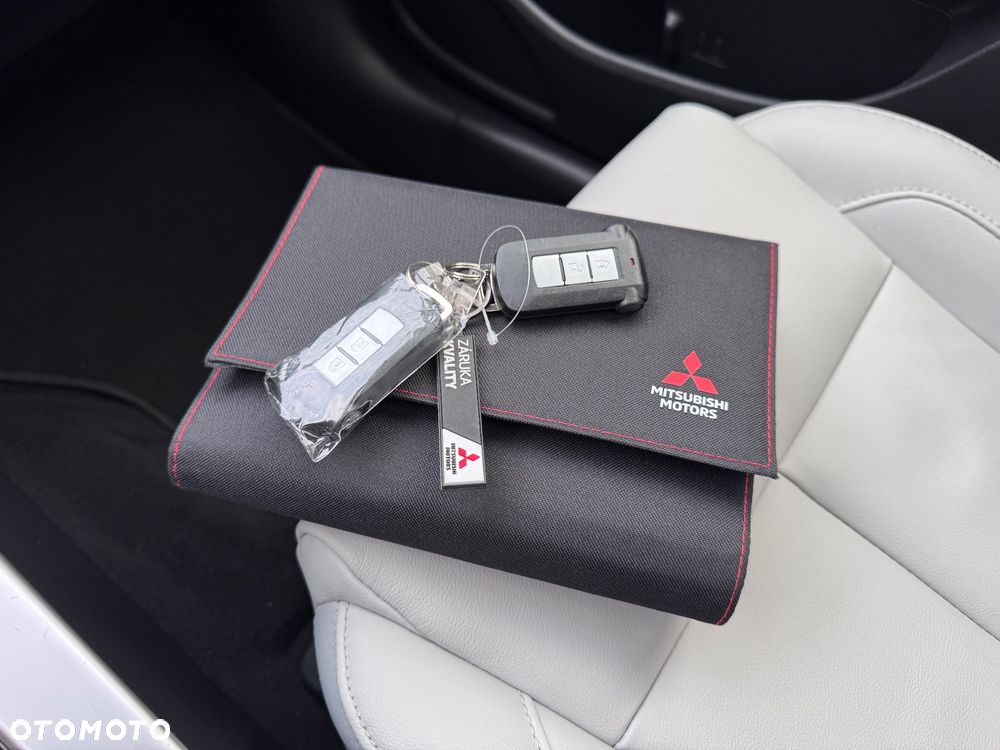 Mitsubishi Eclipse Cross 2.4 PHEV Instyle Plus - 36