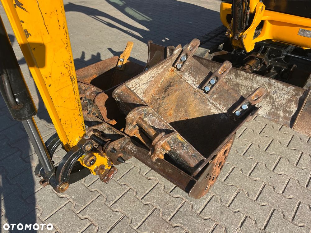 JCB 8020 CTS - 14