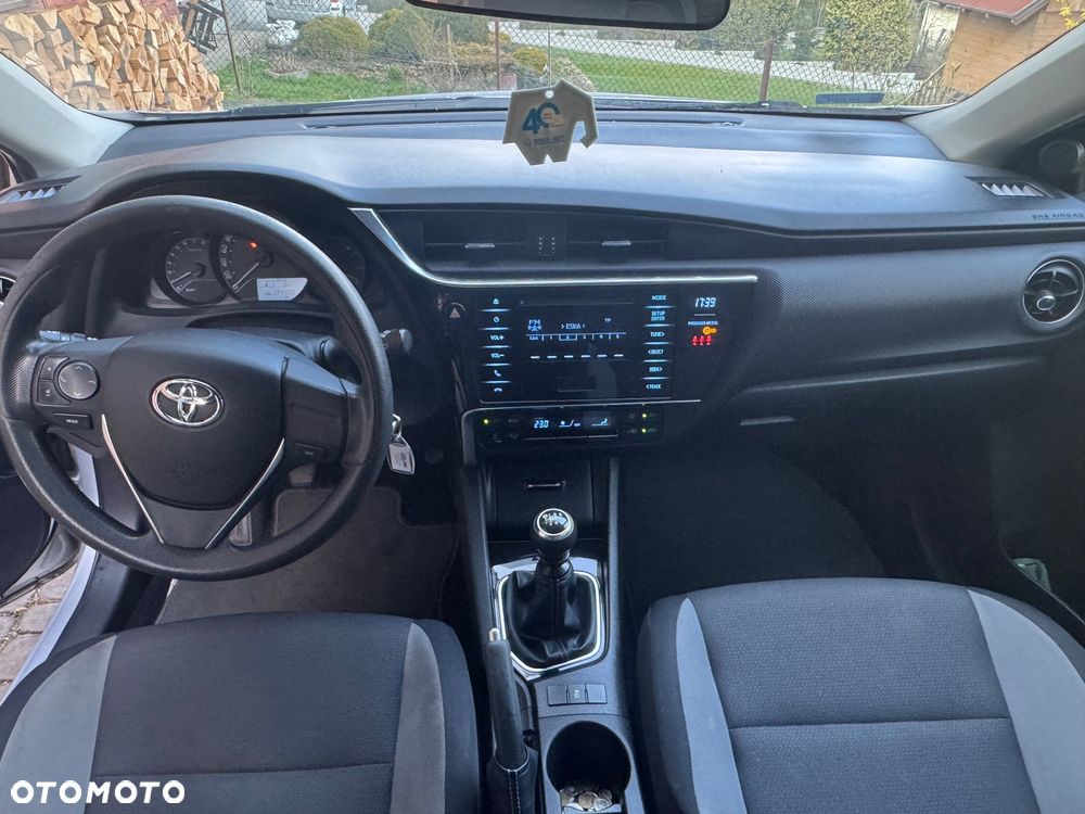 Toyota Auris 1.6 Active - 8