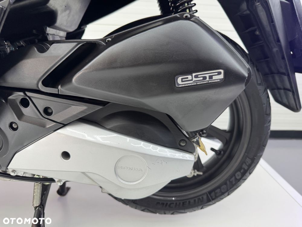 Honda PCX - 10