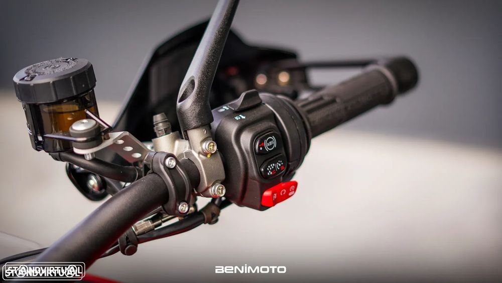 MV Agusta LXP Enduro Veloce - 13