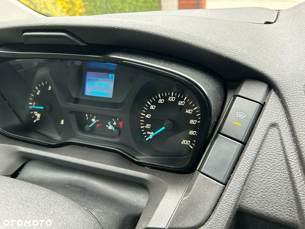 Ford Transit - 16
