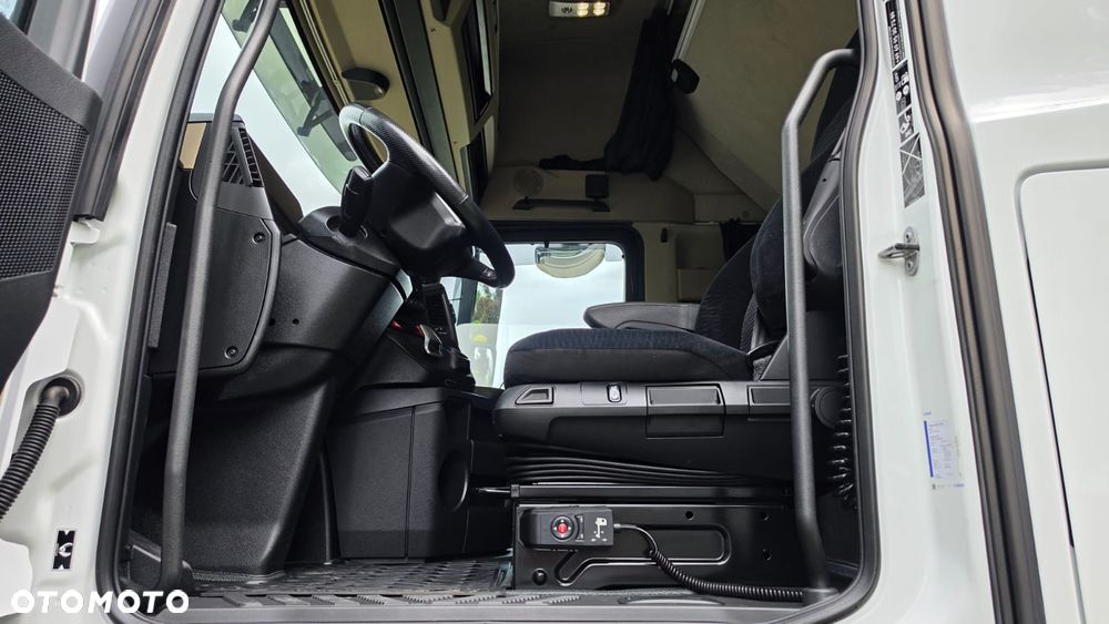 Mercedes-Benz ///ACTROS///MP5///1845/// 2021///PEŁNY ADR///GIGA SPACE CAB///SALONKA///XENON///ZABUDOWY MIĘDZYOSIOWE///KLIMATYZACJA POSTOJOWA///LEDY///VIRTUAL  COCPIT///STAN BARDZO DOBRY - 20