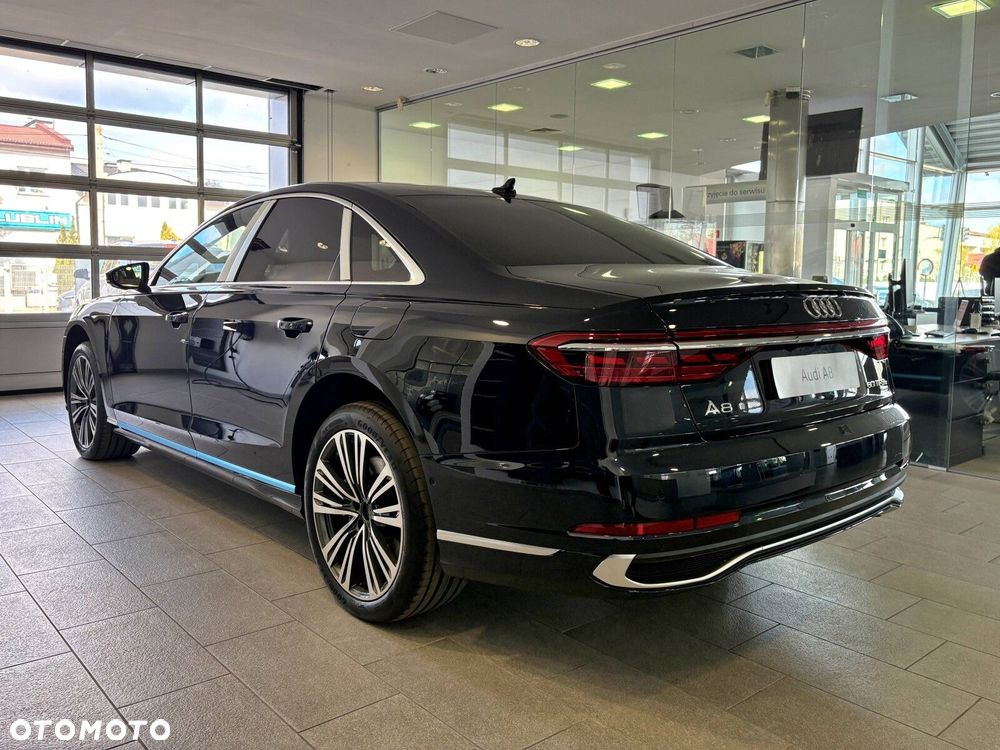 Audi A8 - 2