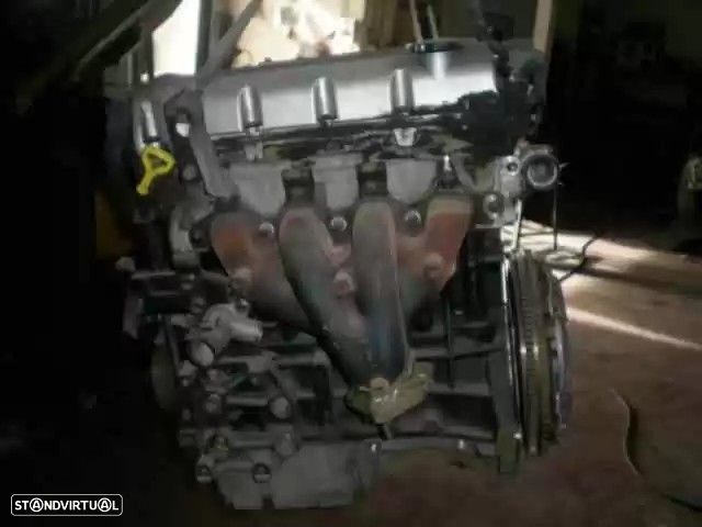 MOTOR COMPLETO KIA CARENS II LIMUSINA 2001 -TB - 4