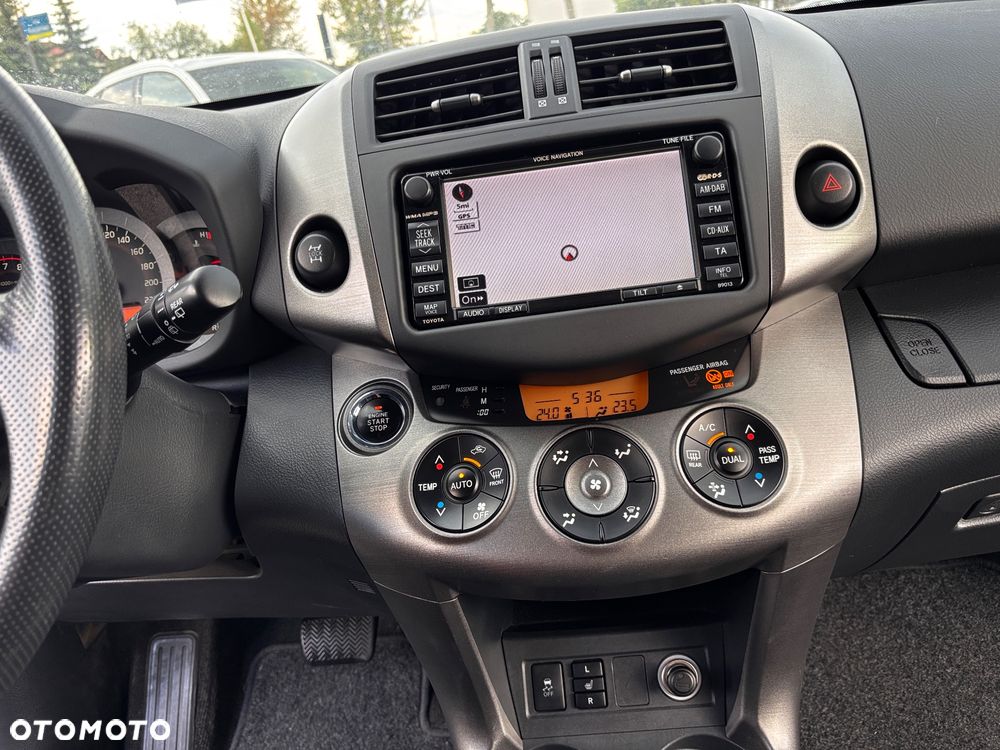 Toyota RAV4 2.0 VVT-i Prestige NAVI MS - 18