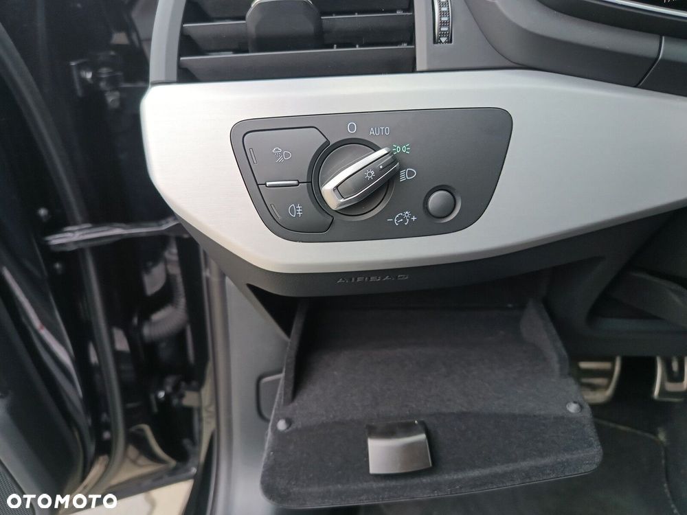 Audi A4 Limousine - 22