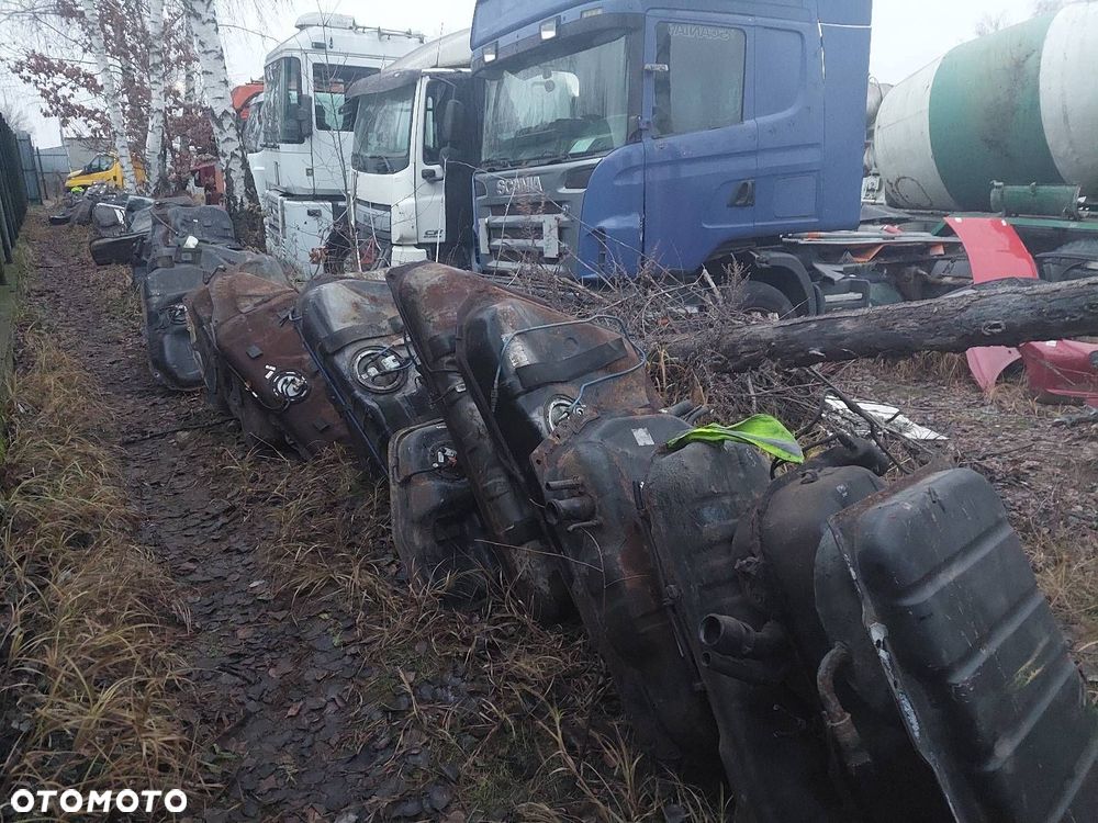 BAK ZBIORNIK PALIWA + POMPKA METALOWY MAZDA DEMIO I 1.5 16V - 4