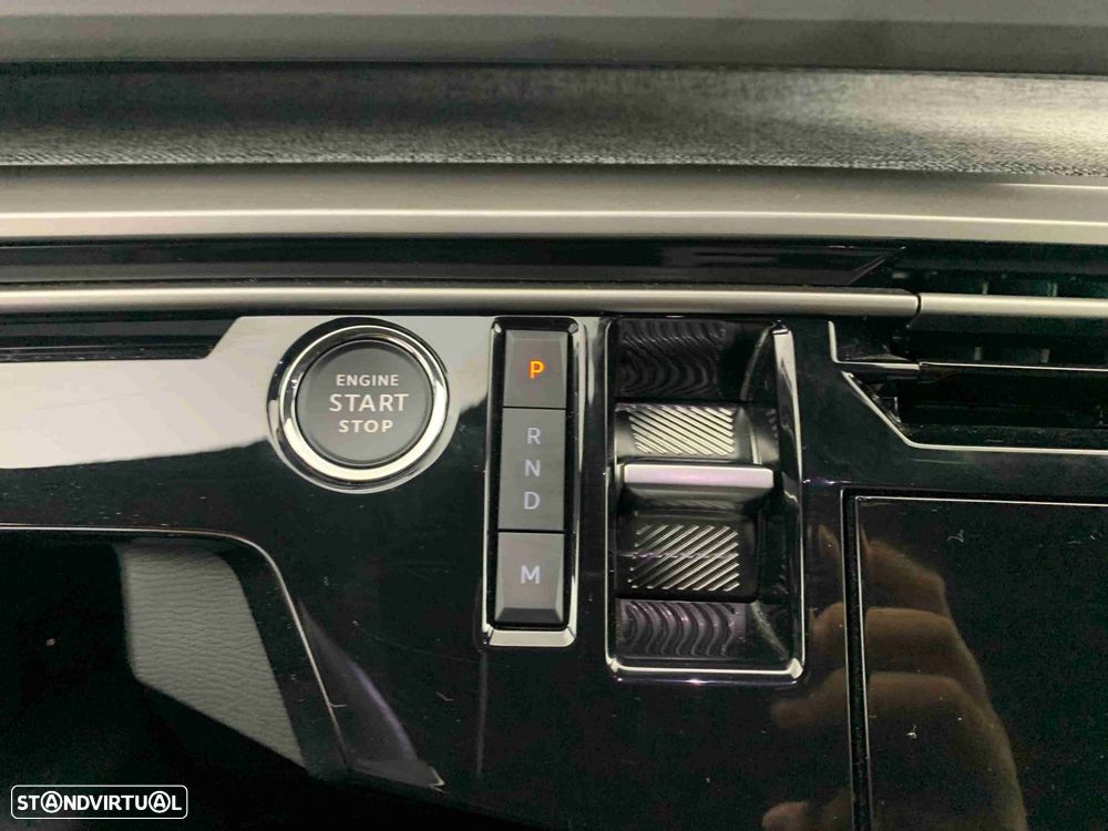 Peugeot 5008 1.2 Hybrid Allure e-DCS6 - 12