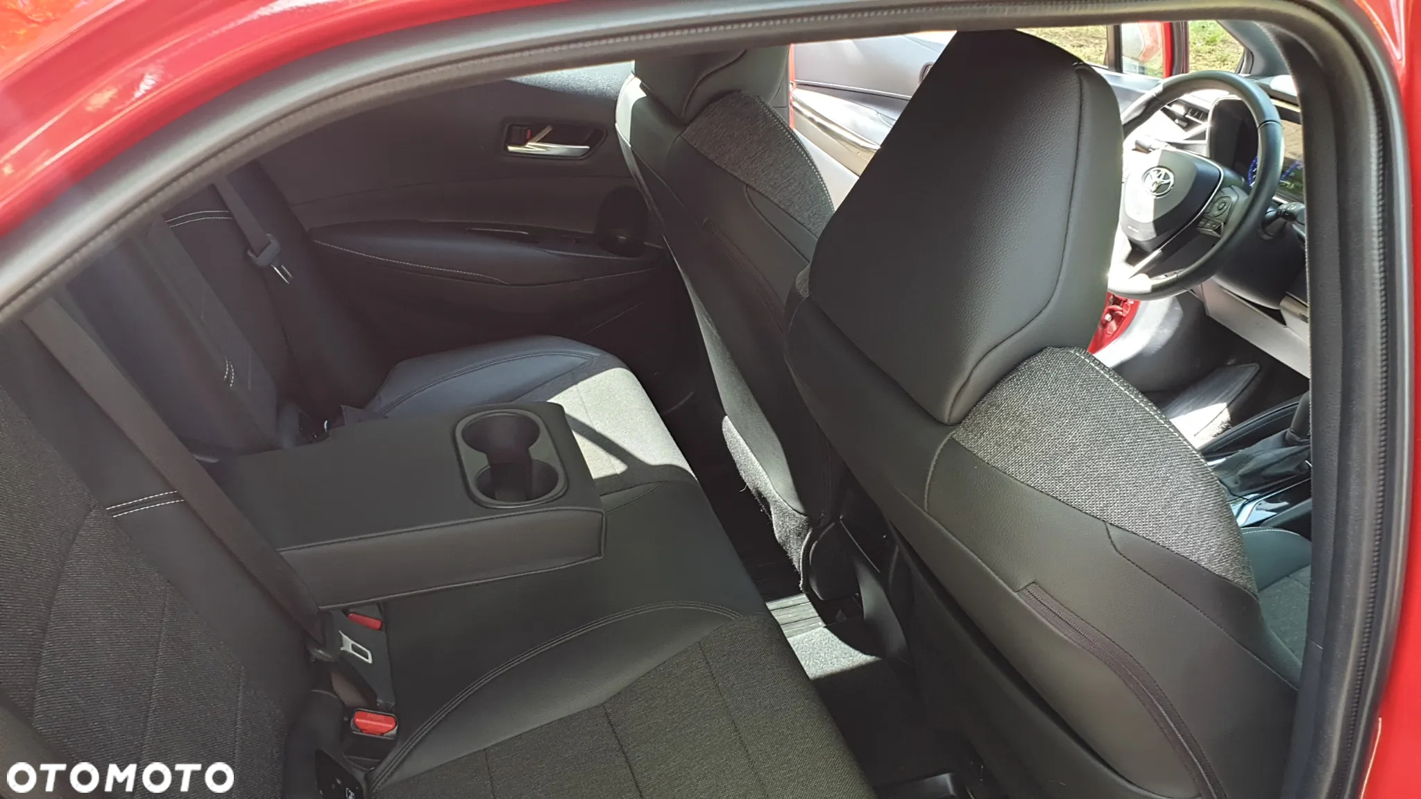 Toyota Corolla 1.8 Hybrid GPF Comfort - 21