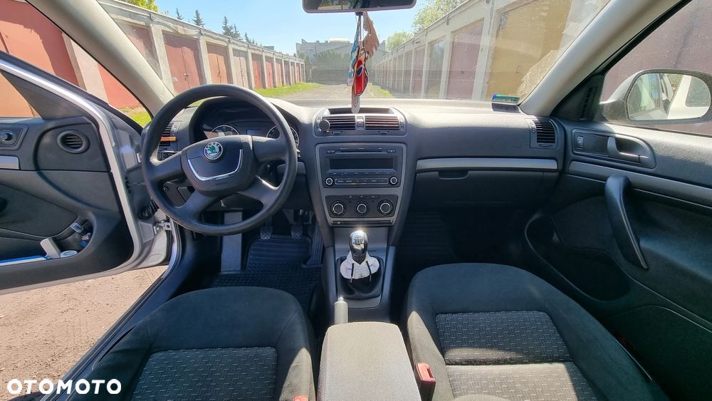 Skoda Octavia 1.6 Mint - 16