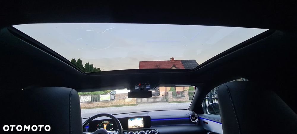 Mercedes-Benz CLA 220 d Edition 1 8G-DCT - 35