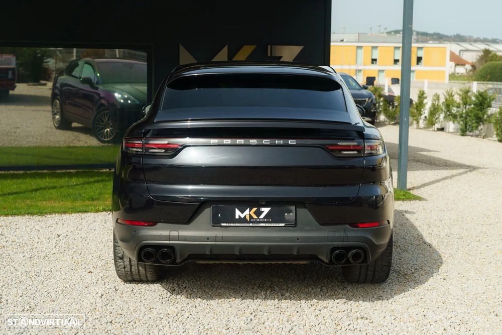 Porsche Cayenne Coupé E-Hybrid Platinum Edition - 6