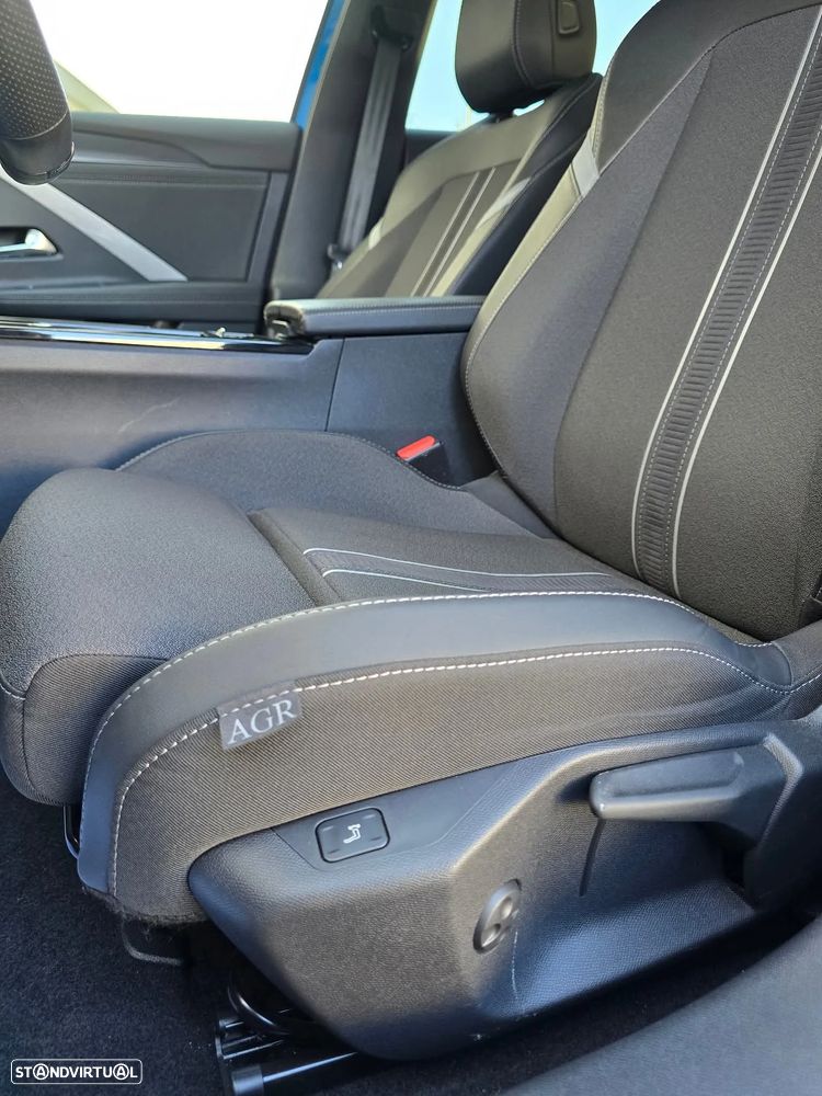 Opel Astra Caravan - 11