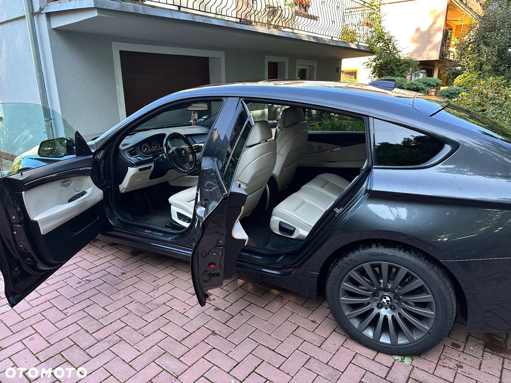 BMW 5GT - 7