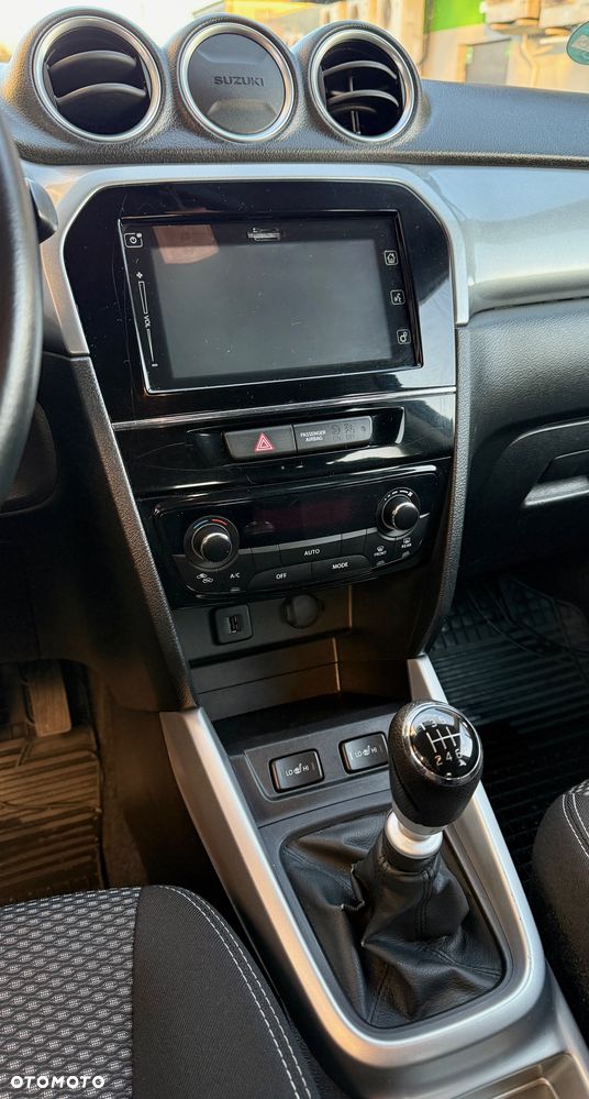 Suzuki Vitara 1.6 DDiS (4x2) Comfort+ - 32