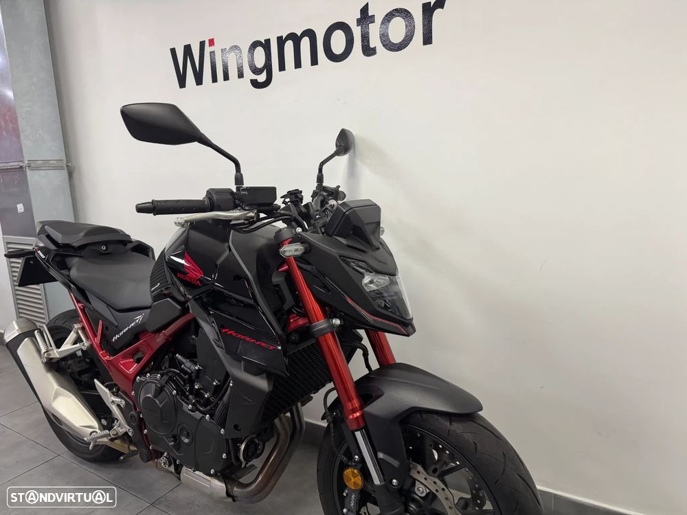 Honda CB 750 Hornet - 3