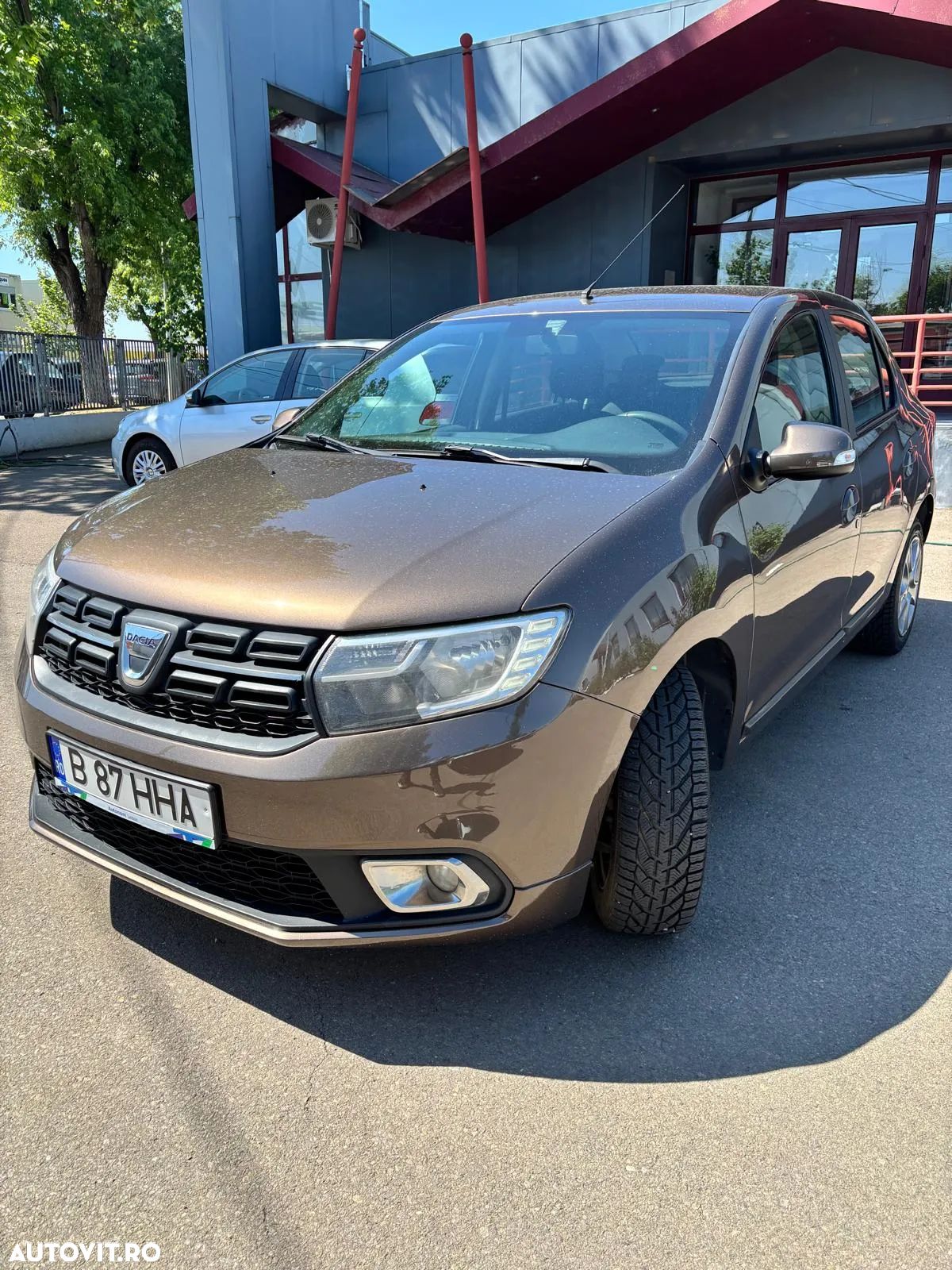 Dacia Logan - 1
