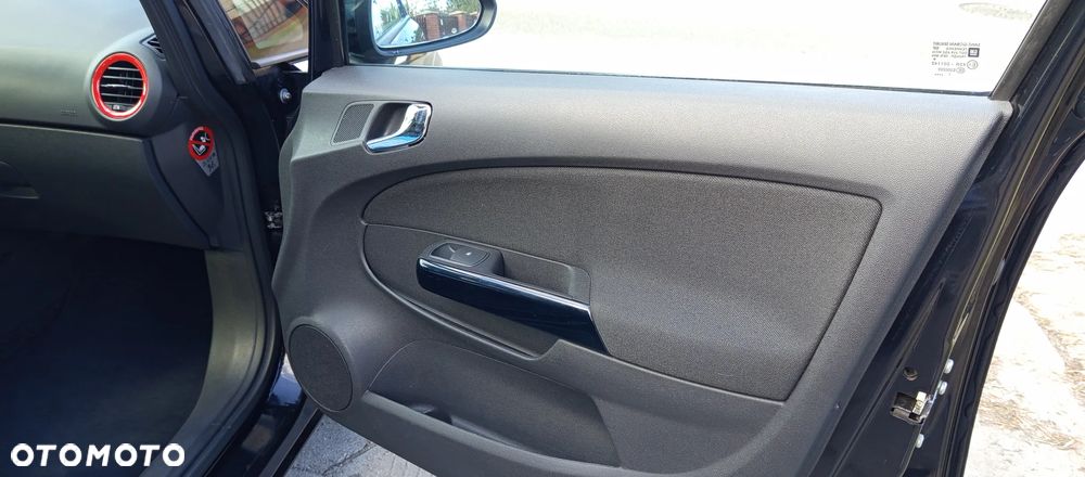 Opel Corsa 1.4 16V Active - 12