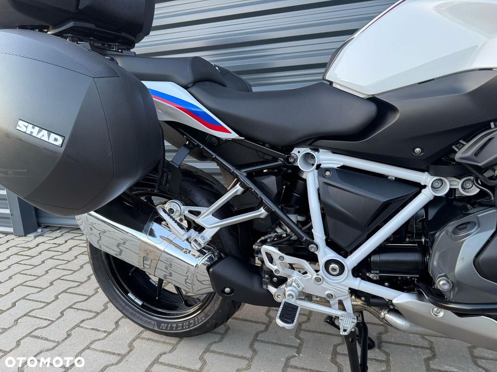 BMW R - 18