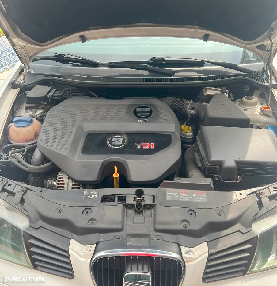 SEAT Ibiza 1.9 TDi Signo - 4