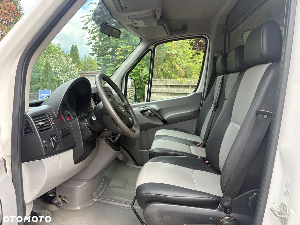 Volkswagen CRAFTER - 10