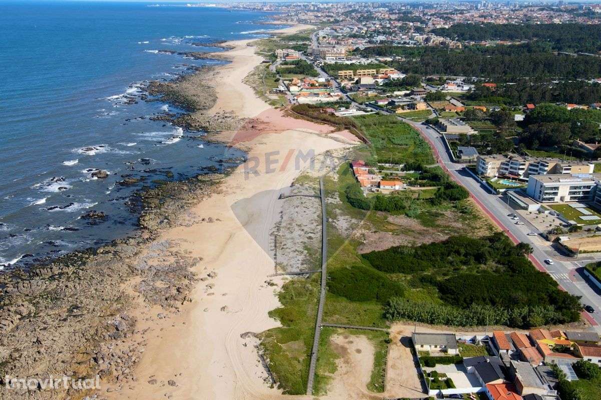 Terreno  para venda - Grande imagem: 2/19