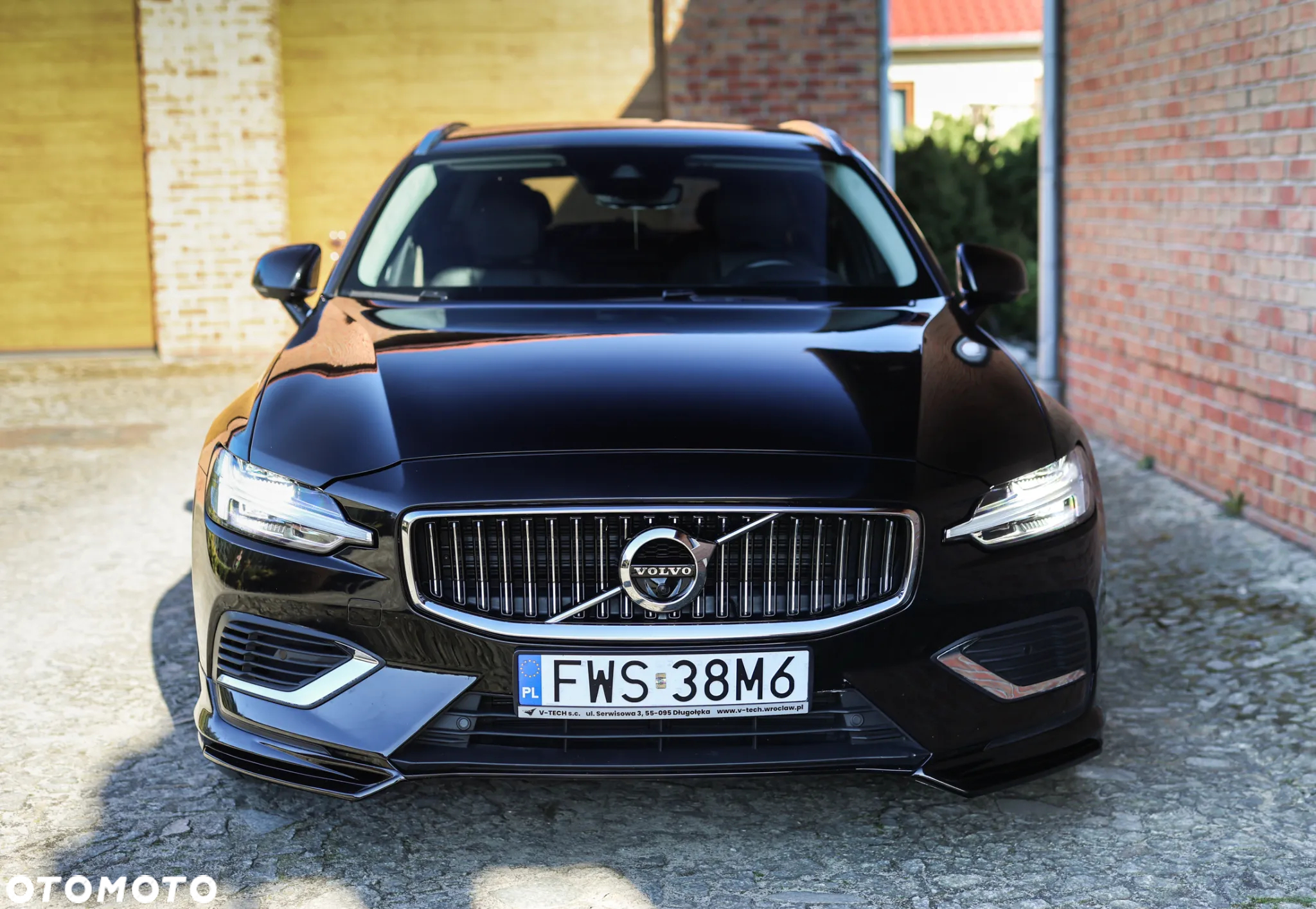 Volvo V60 T6 AWD Plug-In Hybrid Inscription - 3