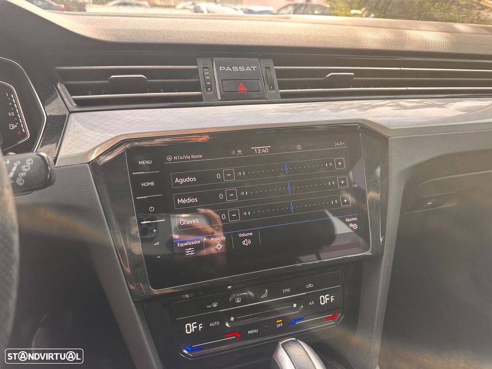 VW Passat Variant - 28