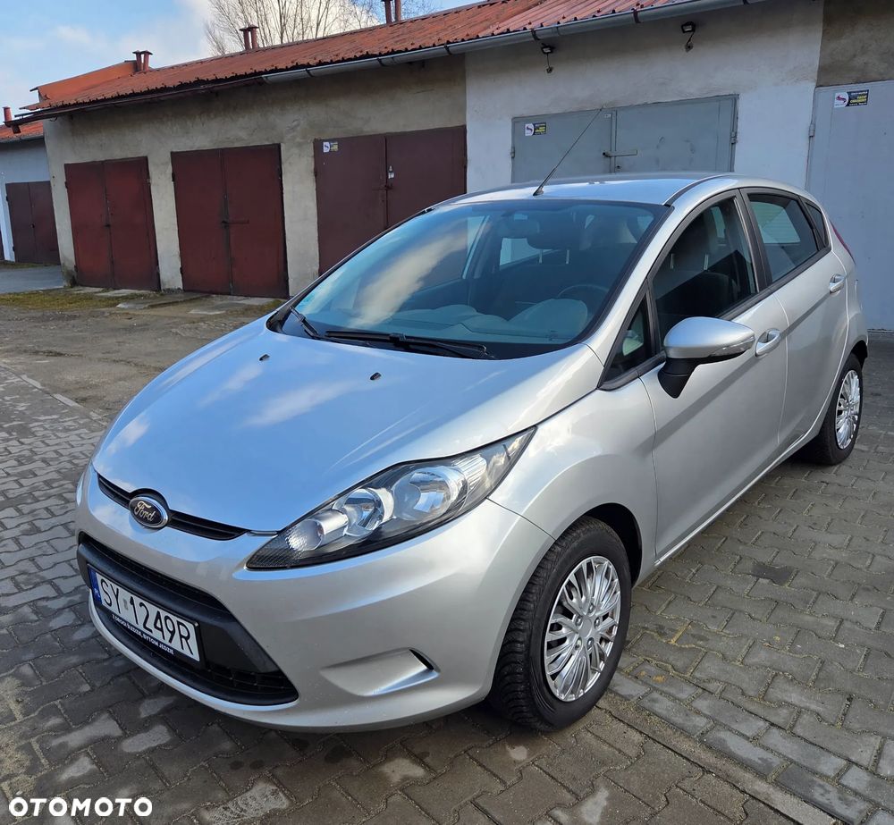 Ford Fiesta 1.25 Titanium EU6 - 1