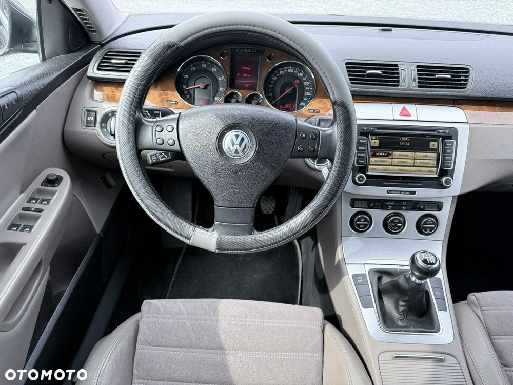 Volkswagen Passat Variant 1.8 TSI Highline - 5