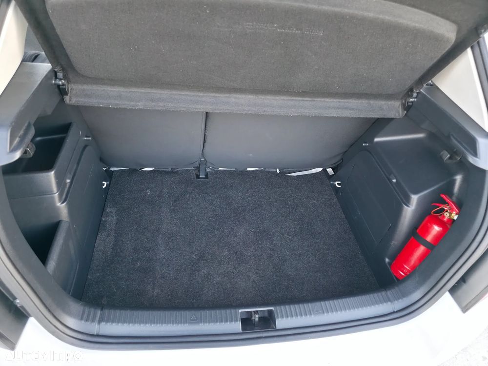 Skoda Fabia 1.0 MPI Ambition - 27
