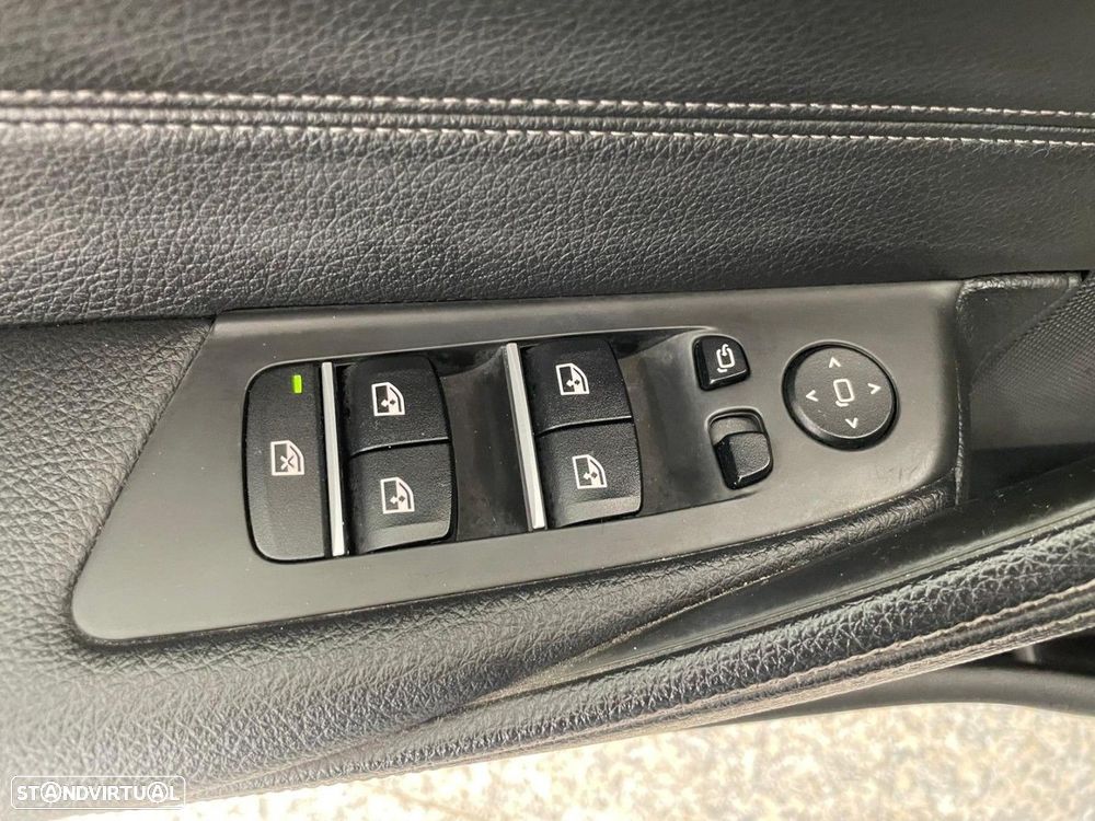 BMW 520 d Line Luxury Auto - 32