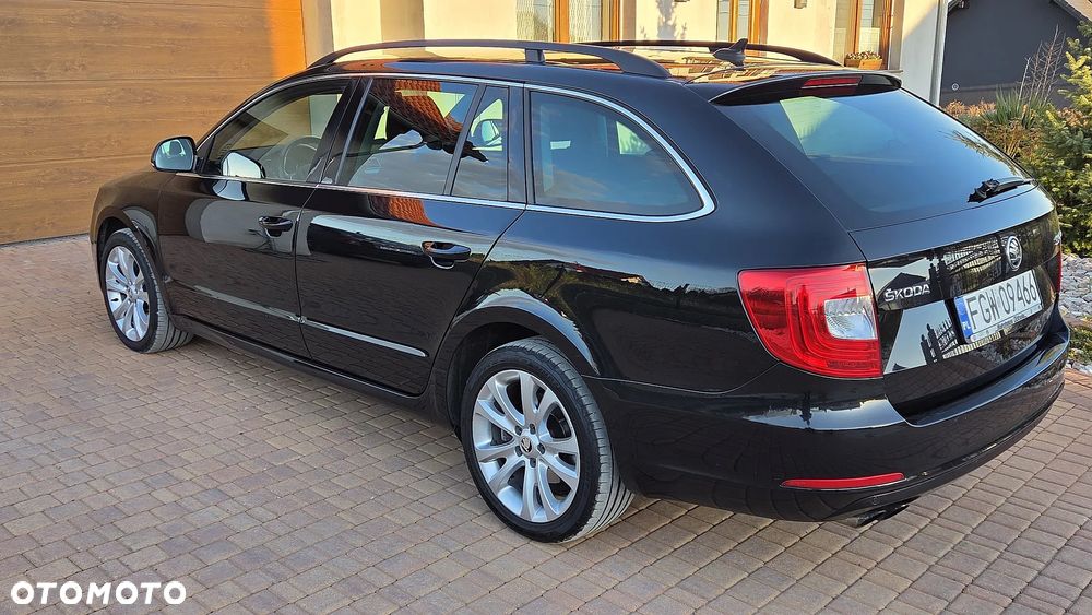 Skoda Superb 2.0 TDI Elegance - 4