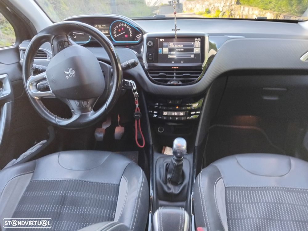 Peugeot 2008 1.6 BlueHDi Allure - 8