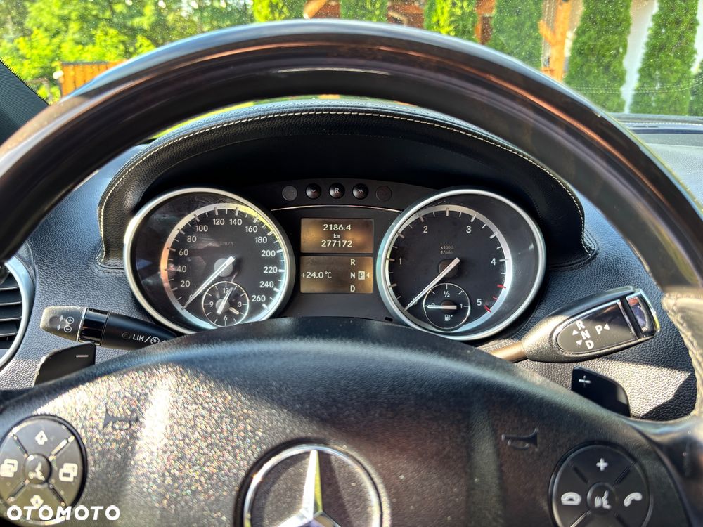 Mercedes-Benz GL - 9