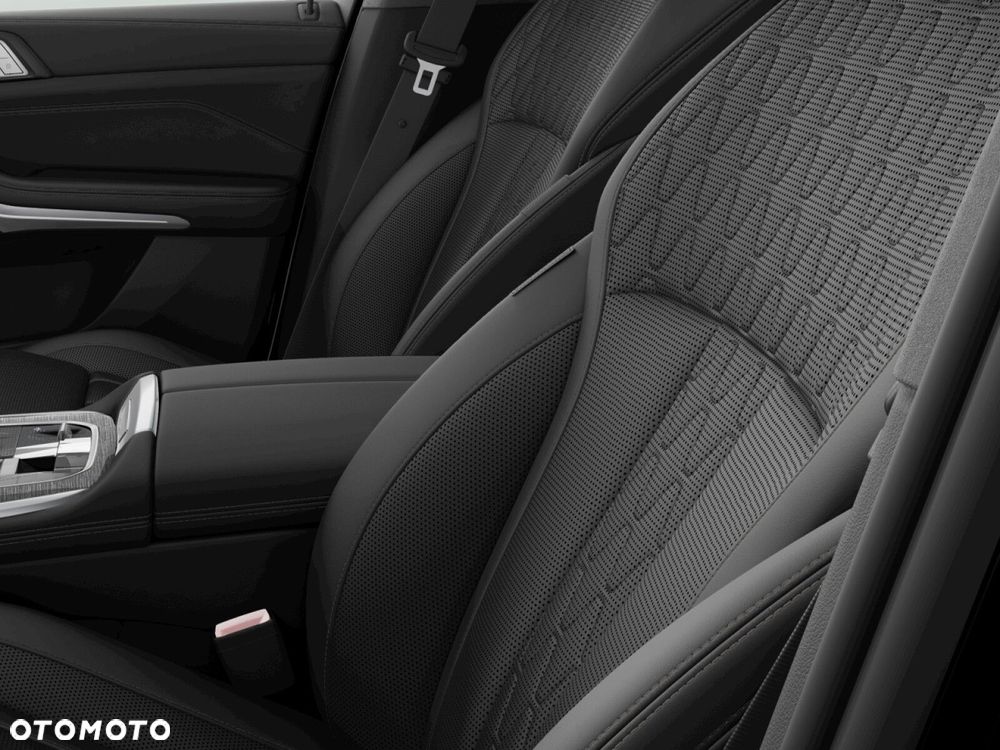 BMW X7 - 6